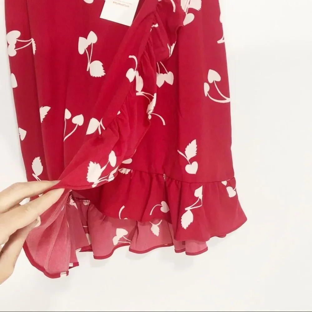 Modcloth Ruffled A-Line Womens Skirt It's a Wrap Cherry Print Size 2 / XS